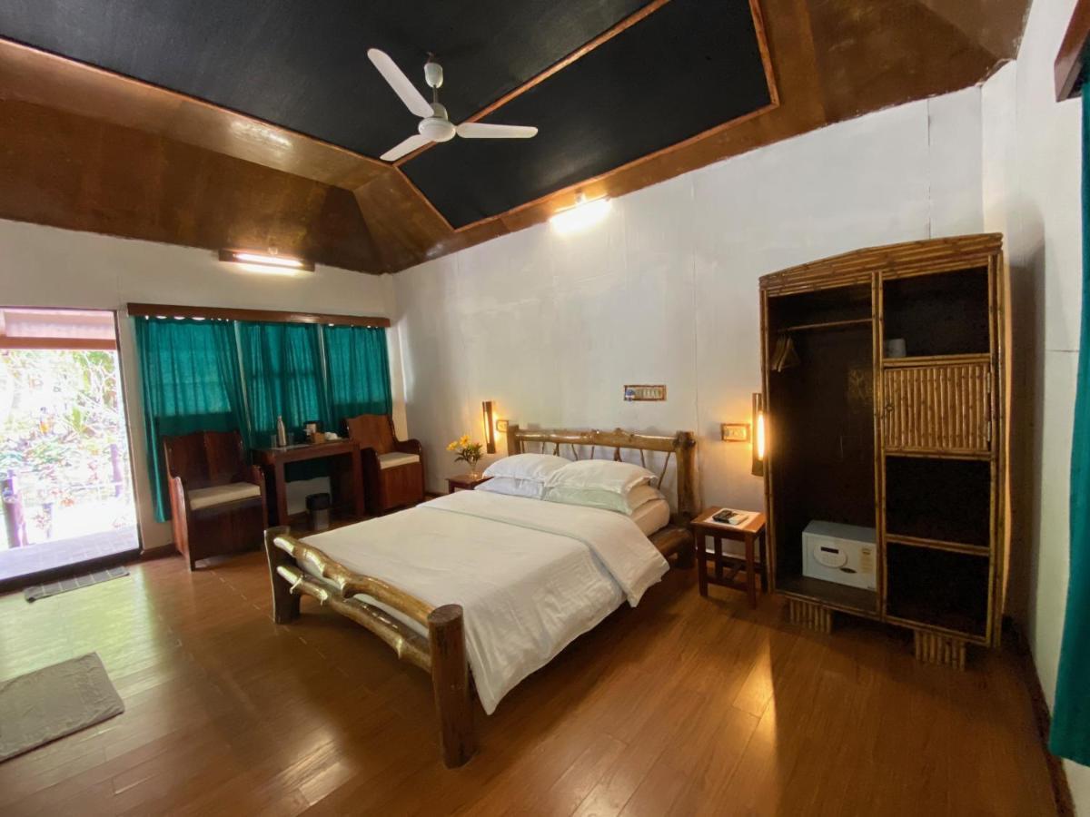 Wild Orchid Hotel Kala Pathar Beach Bagian luar foto