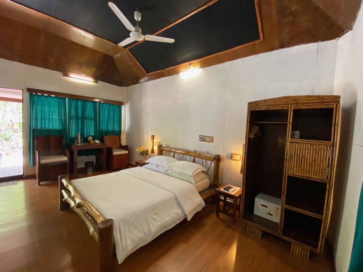 Wild Orchid Hotel Kala Pathar Beach Bagian luar foto