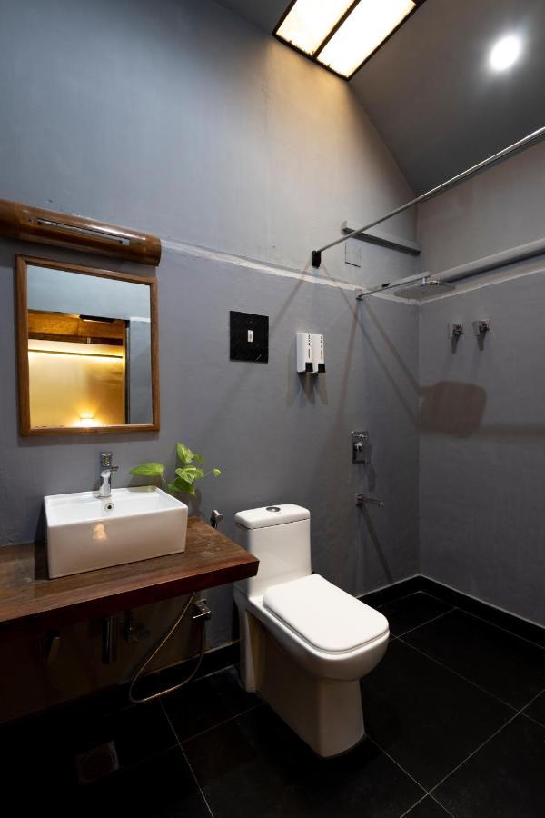 Wild Orchid Hotel Kala Pathar Beach Bagian luar foto