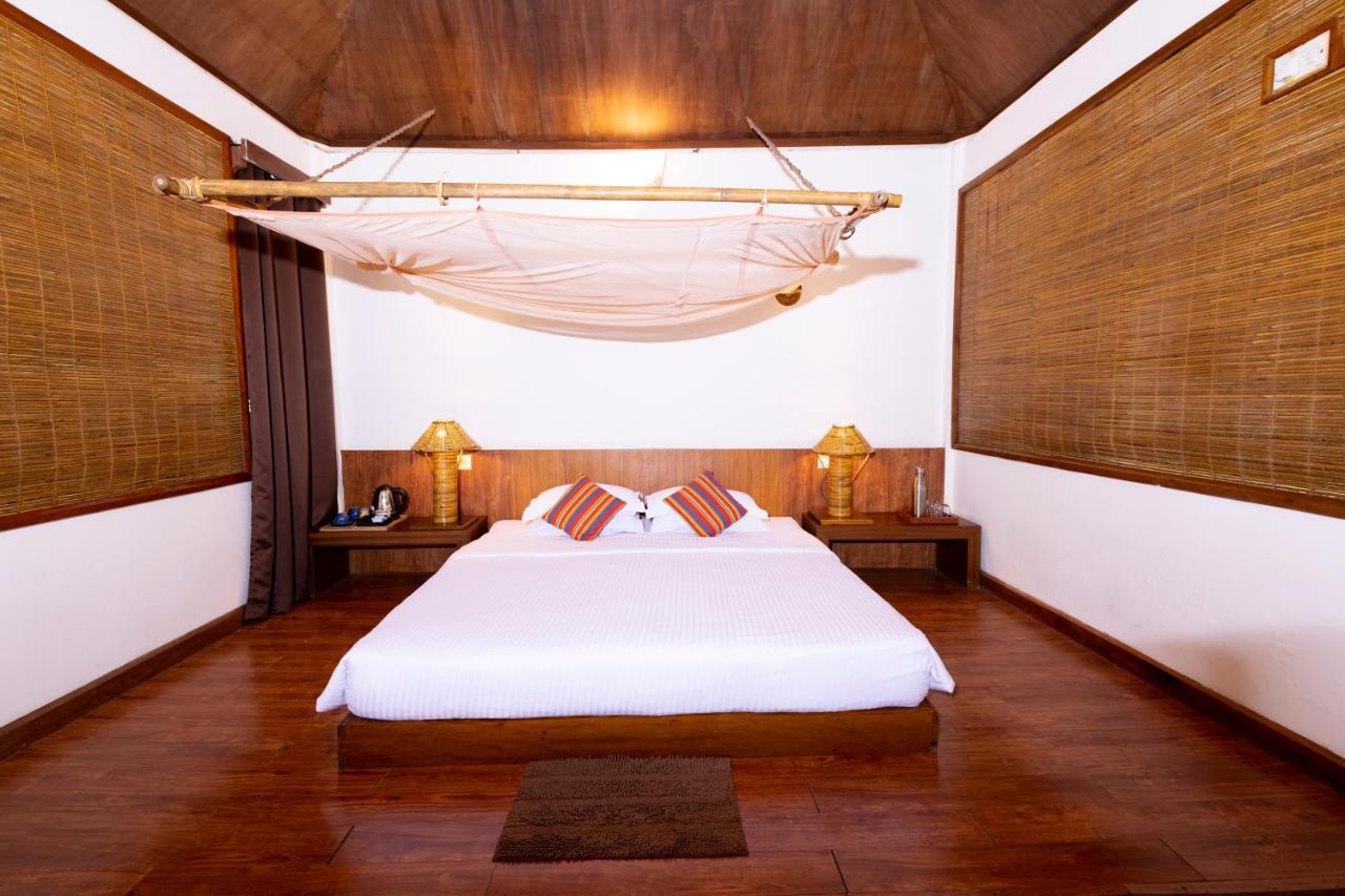 Wild Orchid Hotel Kala Pathar Beach Bagian luar foto