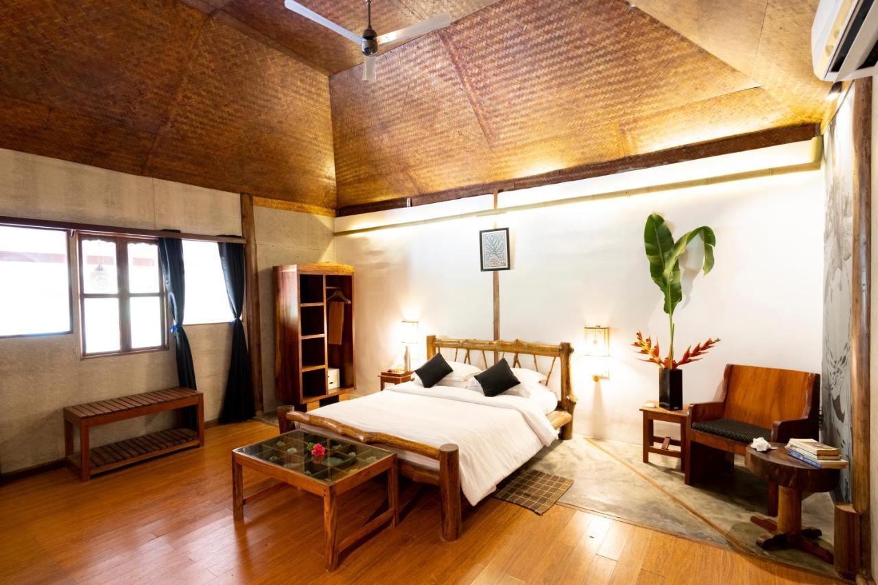 Wild Orchid Hotel Kala Pathar Beach Bagian luar foto